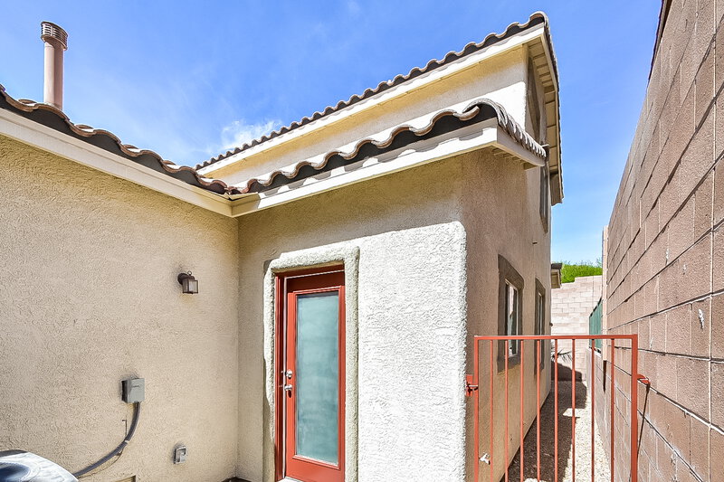 2,125/Mo, 4027 Sparrow Rock St Las Vegas, NV 89129 Rear View