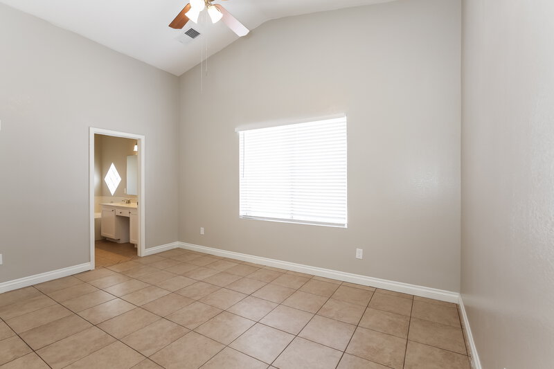 2,095/Mo, 1536 Knoll Heights Ct North Las Vegas, NV 89032 Main Bedroom View 2