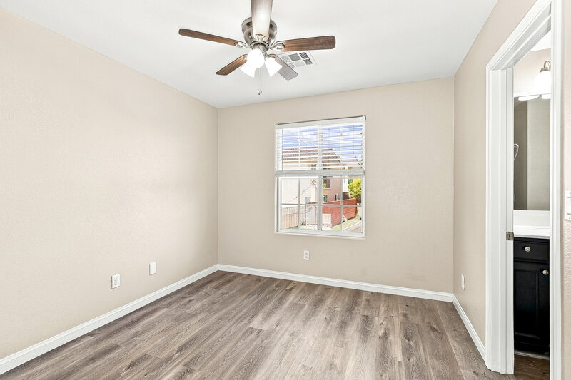 2,330/Mo, 10509 W Gilmore Ave Las Vegas, NV 89129 Bedroom View 2