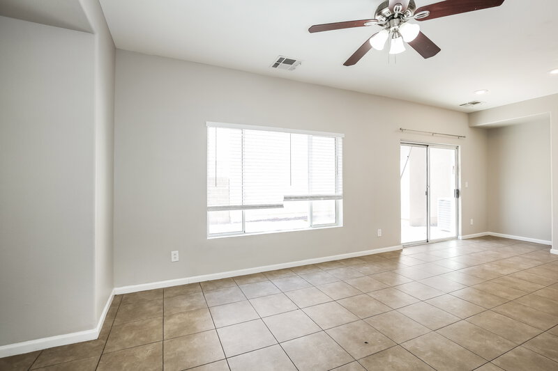 1,960/Mo, 1021 Appaloosa Hills Ave North Las Vegas, NV 89081 Living Room View 3