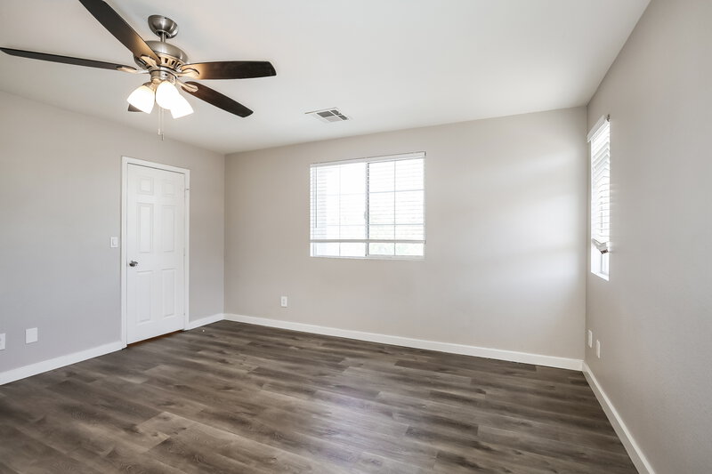 1,960/Mo, 1021 Appaloosa Hills Ave North Las Vegas, NV 89081 Main Bedroom View 2