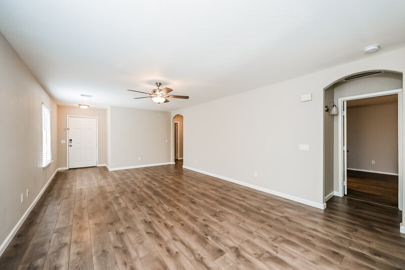 2,035/Mo, 5042 Lunetto Ave Las Vegas, NV 89141 Misc View