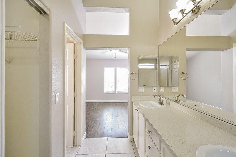 2,990/Mo, 6883 Momentos St Las Vegas, NV 89149 Main Bathroom View 2