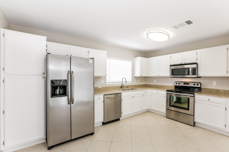 3,360/Mo, 52 Quiet Desert Ln Henderson, NV 89074 Kitchen View