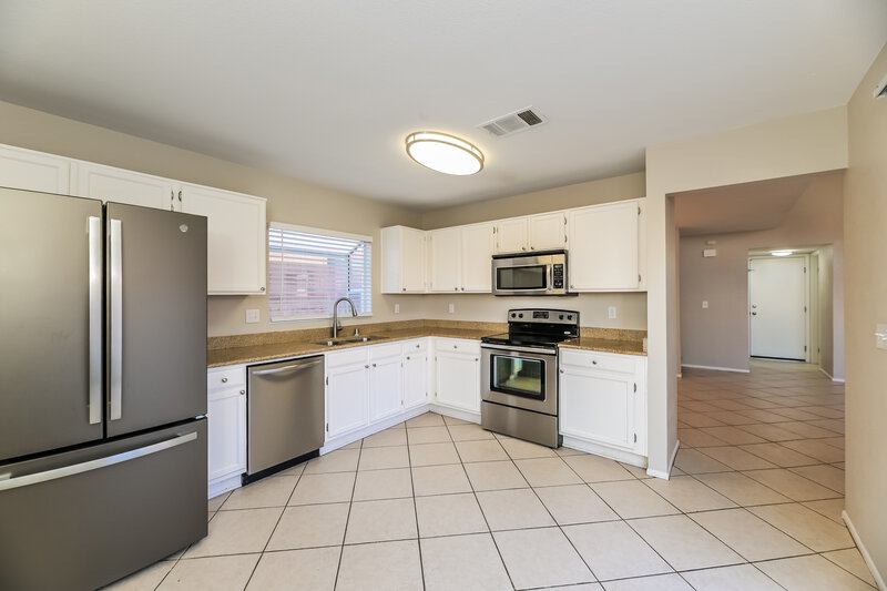 2,035/Mo, 52 Quiet Desert Ln Henderson, NV 89074 Kitchen View 2