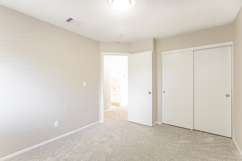 3,360/Mo, 52 Quiet Desert Ln Henderson, NV 89074 Bedroom View 2