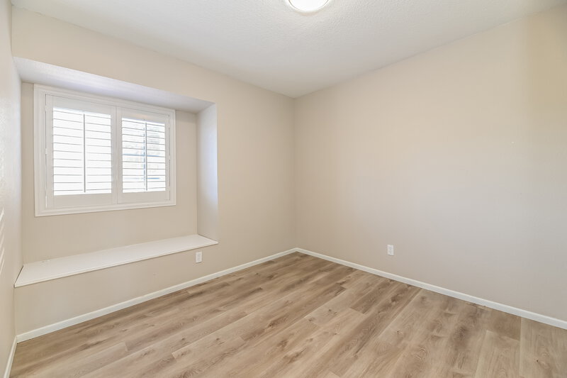 2,035/Mo, 52 Quiet Desert Ln Henderson, NV 89074 Bedroom View