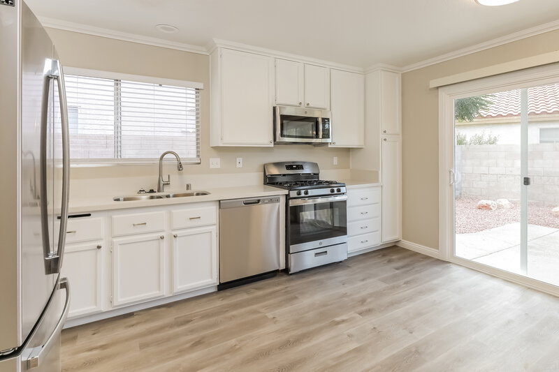 3,120/Mo, 2562 Machado Dr Henderson, NV 89074 Kitchen View