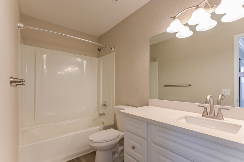 3,120/Mo, 2562 Machado Dr Henderson, NV 89074 Main Bathroom View
