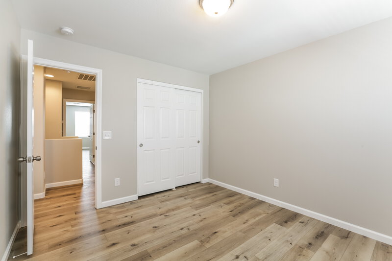 1,940/Mo, 8260 Oliver Twist Ln Las Vegas, NV 89113 Bedroom View 4