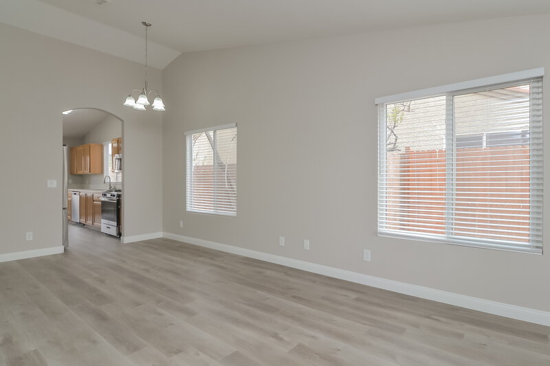 2,180/Mo, 406 Aloha Dr Henderson, NV 89015 Living Room View