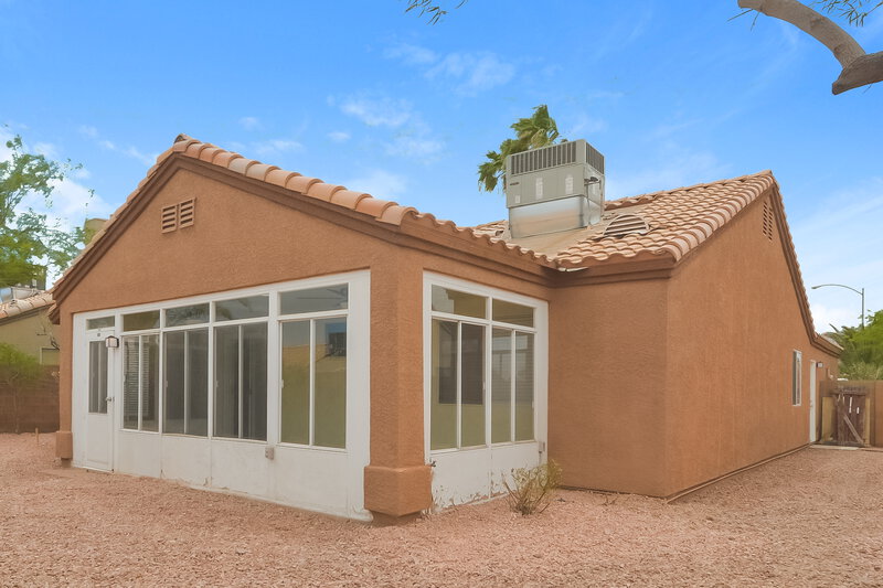 2,180/Mo, 406 Aloha Dr Henderson, NV 89015 Rear View