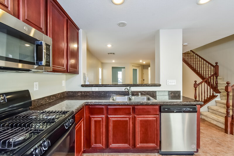 2,205/Mo, 710 Loughton St Las Vegas, NV 89178 Kitchen View 2