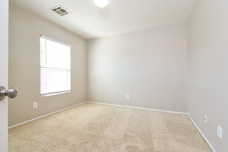 2,205/Mo, 710 Loughton St Las Vegas, NV 89178 Bedroom View 2