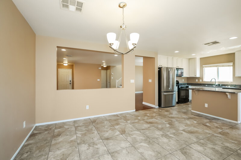 2,165/Mo, 9434 Blooming Grove Ave Las Vegas, NV 89149 Dining Room View 2