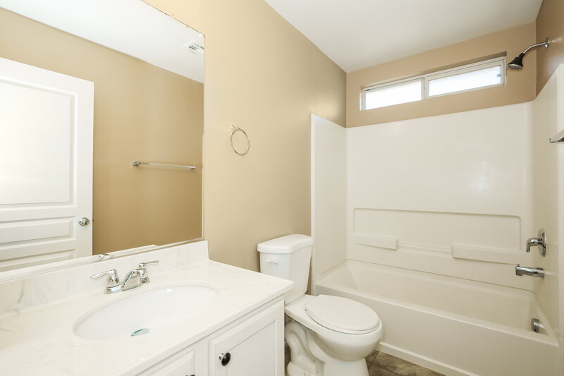 2,165/Mo, 9434 Blooming Grove Ave Las Vegas, NV 89149 Bathroom View
