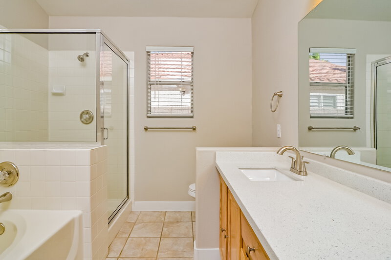 2,210/Mo, 1758 Saint Thomas Dr Henderson, NV 89074 Main Bathroom View