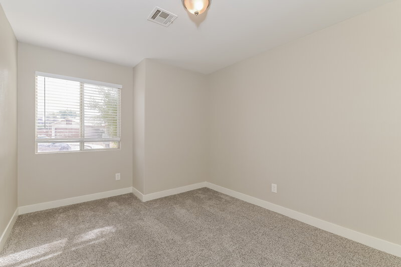 1,960/Mo, 390 Lombardy Cir Henderson, NV 89015 Bedroom View