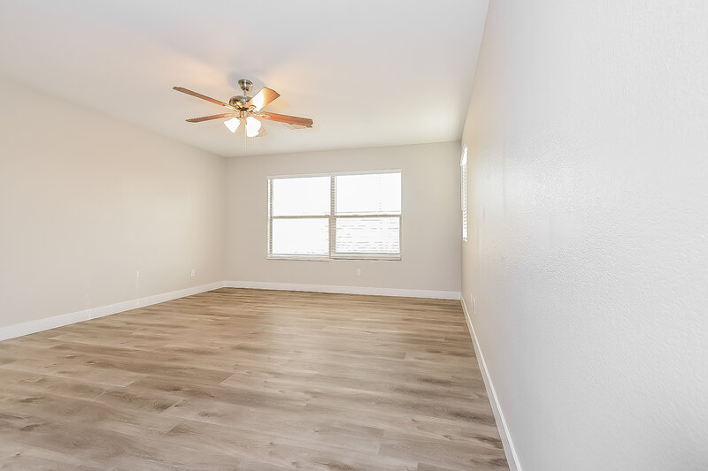 2,030/Mo, 1218 Cobble Lake Ave North Las Vegas, NV 89081 Main Bedroom View