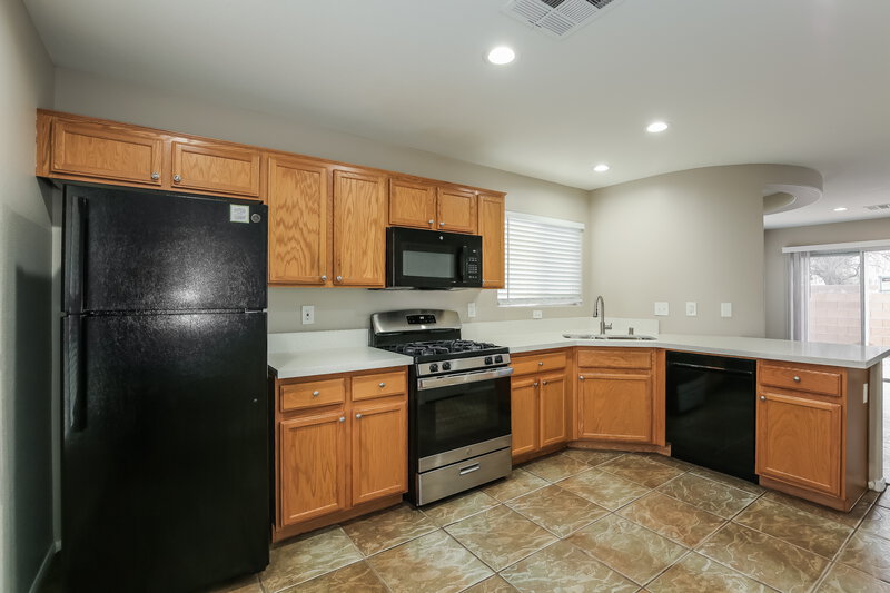 1,785/Mo, 8648 Water Bucket Ave Las Vegas, NV 89143 Kitchen View