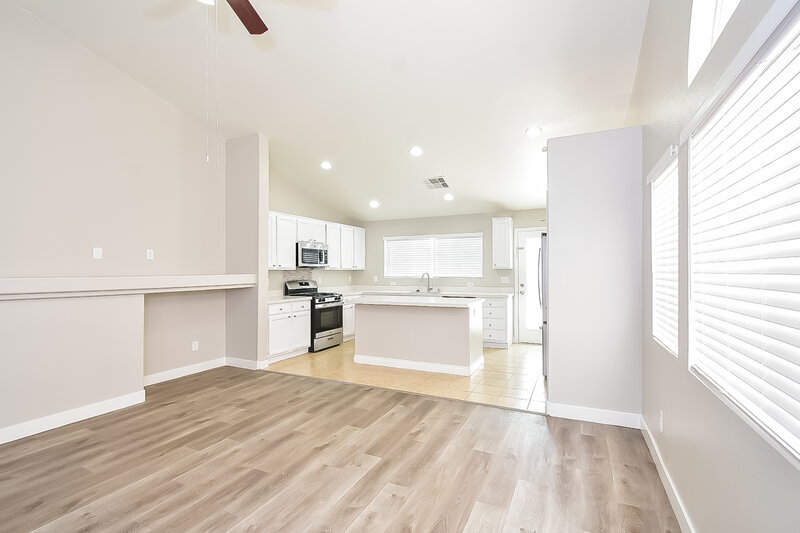 2,150/Mo, 7873 Lovely Pine Pl Las Vegas, NV 89143 Living Room View