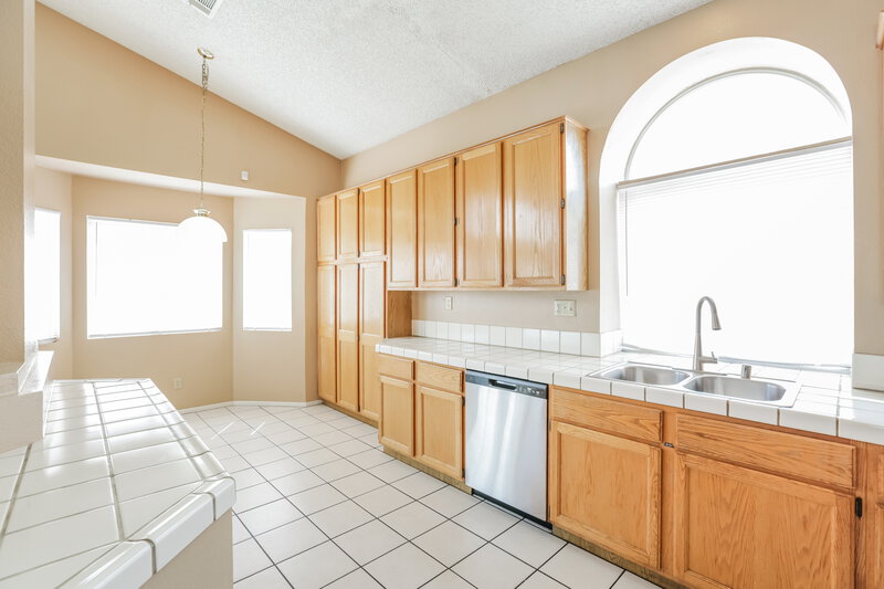 2,285/Mo, 4216 Laurel Hill Dr North Las Vegas, NV 89032 Breakfast Nook View