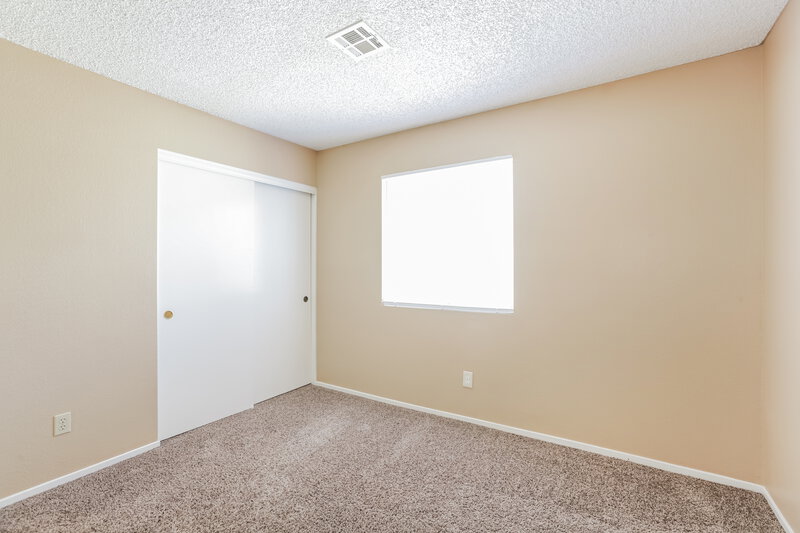 2,285/Mo, 4216 Laurel Hill Dr North Las Vegas, NV 89032 Bedroom View