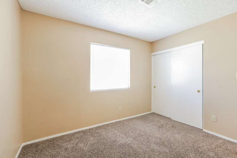 2,285/Mo, 4216 Laurel Hill Dr North Las Vegas, NV 89032 Bedroom View 2