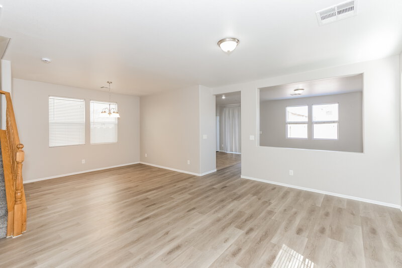 2,275/Mo, 70 Glen Park Ave Las Vegas, NV 89183 Dining Room View