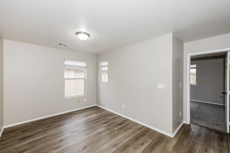 2,295/Mo, 70 Glen Park Ave Las Vegas, NV 89183 Loft View