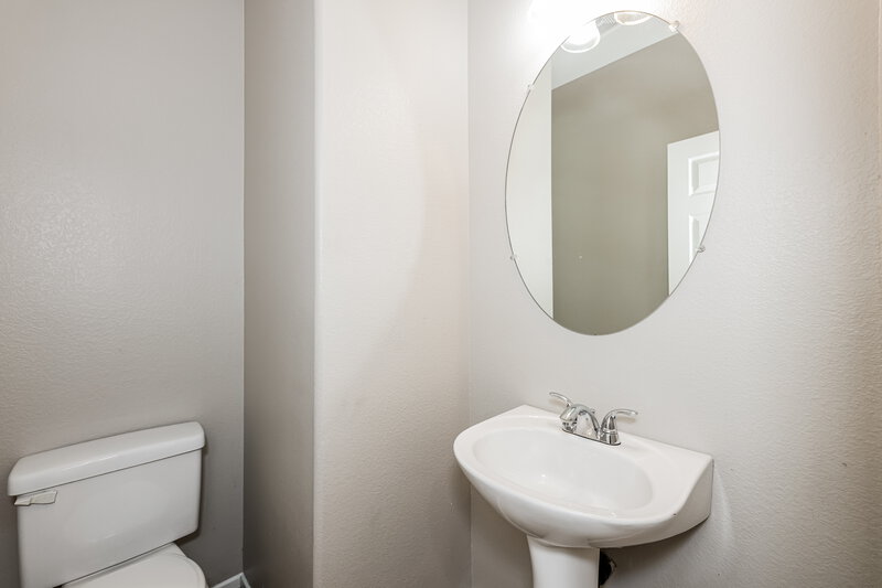 2,295/Mo, 70 Glen Park Ave Las Vegas, NV 89183 Bathroom View