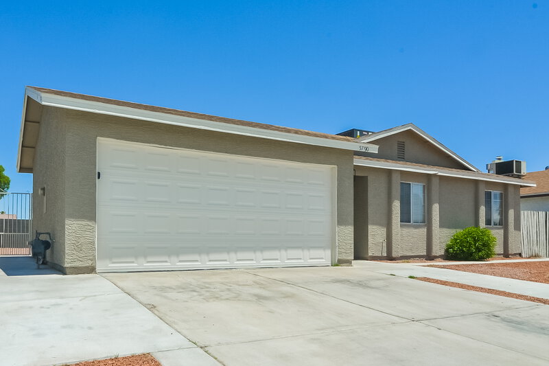 2,095/Mo, 5790 Vecinos Ln Las Vegas, NV 89110 Front View