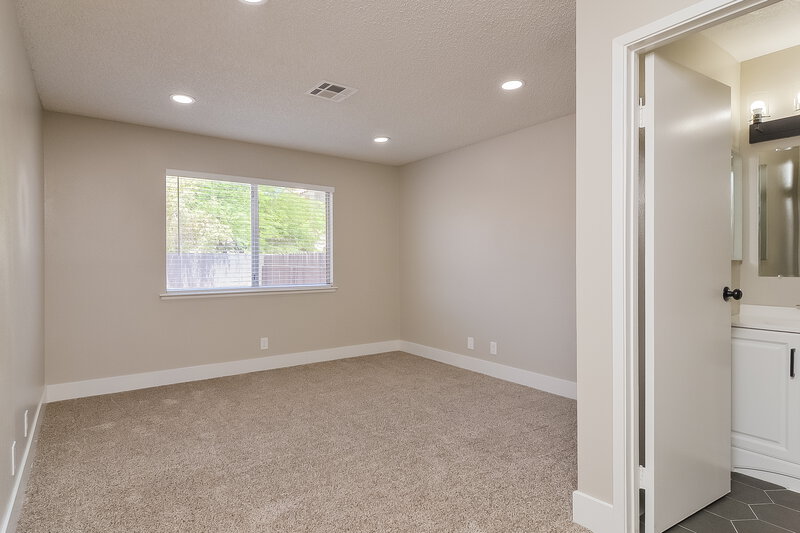 2,095/Mo, 5790 Vecinos Ln Las Vegas, NV 89110 Main Bedroom View