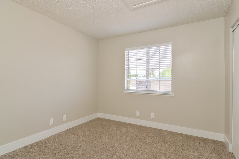 2,095/Mo, 5790 Vecinos Ln Las Vegas, NV 89110 Bedroom View