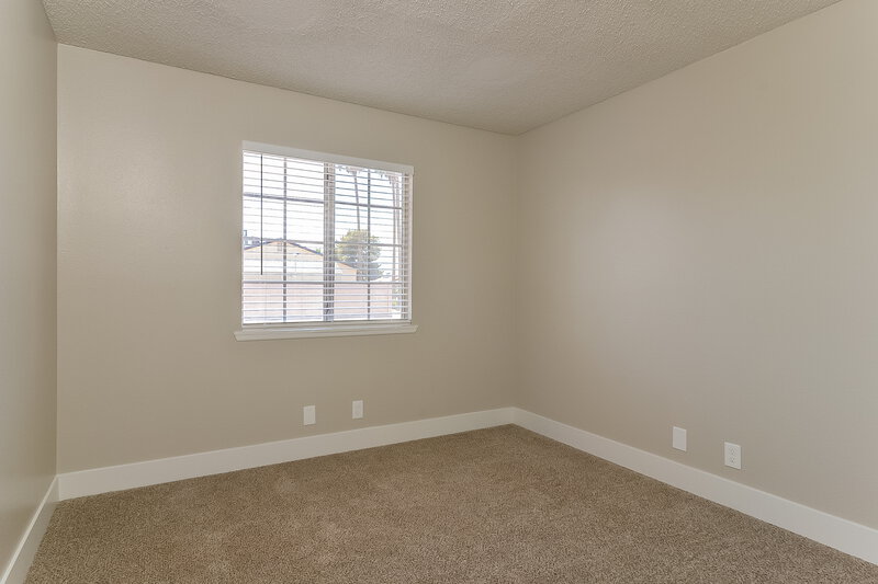 2,095/Mo, 5790 Vecinos Ln Las Vegas, NV 89110 Bedroom View 2