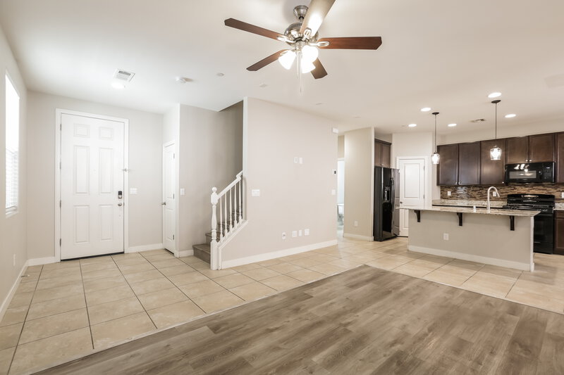2,125/Mo, 7563 Bethel Cove Ct Las Vegas, NV 89166 Living Room View 2
