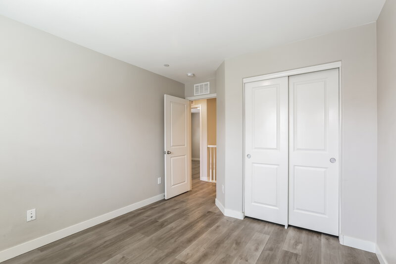2,125/Mo, 7563 Bethel Cove Ct Las Vegas, NV 89166 Bedroom View 5