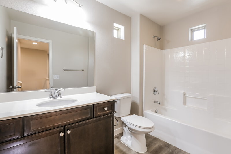 2,125/Mo, 7563 Bethel Cove Ct Las Vegas, NV 89166 Bathroom View