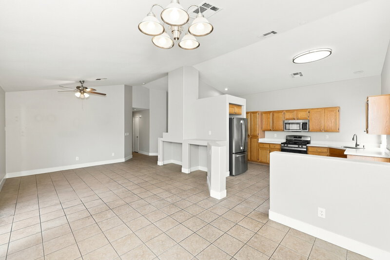 2,150/Mo, 827 Golden Plata Ct Henderson, NV 89015 Dining Room View