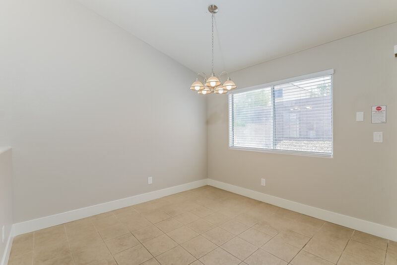 2,130/Mo, 827 Golden Plata Ct Henderson, NV 89015 Dining Room View