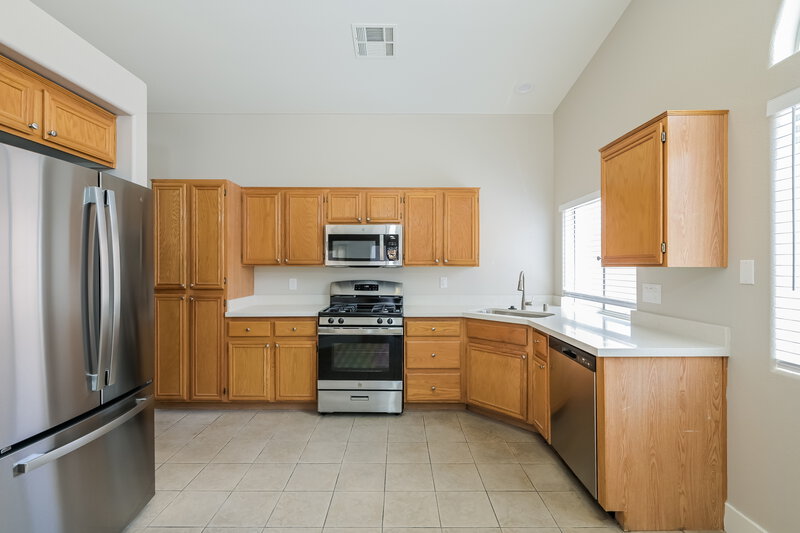 2,130/Mo, 827 Golden Plata Ct Henderson, NV 89015 Kitchen View