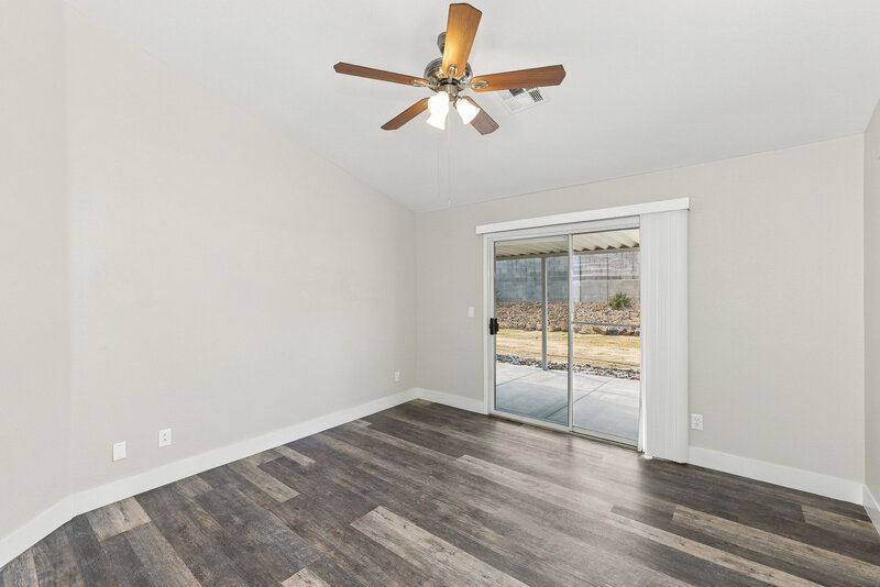 2,150/Mo, 827 Golden Plata Ct Henderson, NV 89015 Primary Bedroom View