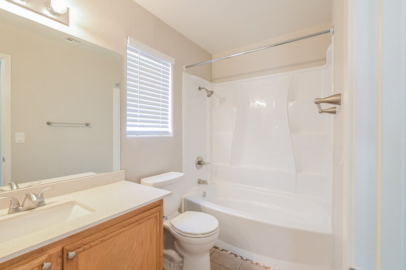 2,130/Mo, 827 Golden Plata Ct Henderson, NV 89015 Bathroom View