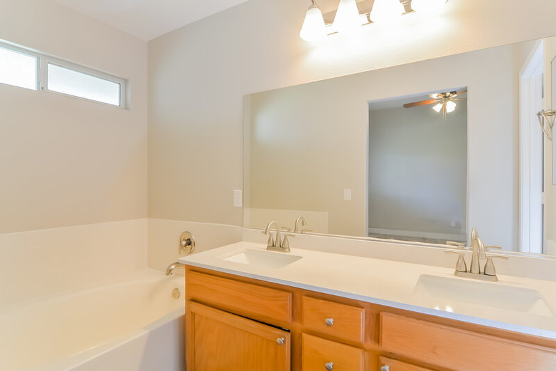 2,230/Mo, 732 Camino La Paz Henderson, NV 89012 Main Bathroom View