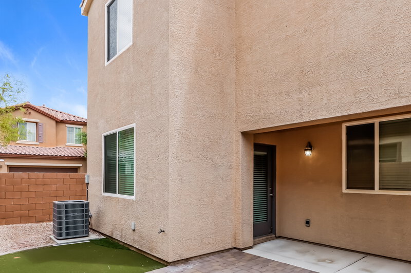 2,090/Mo, 7585 Perla del Mar Ave Las Vegas, NV 89179 Rear View