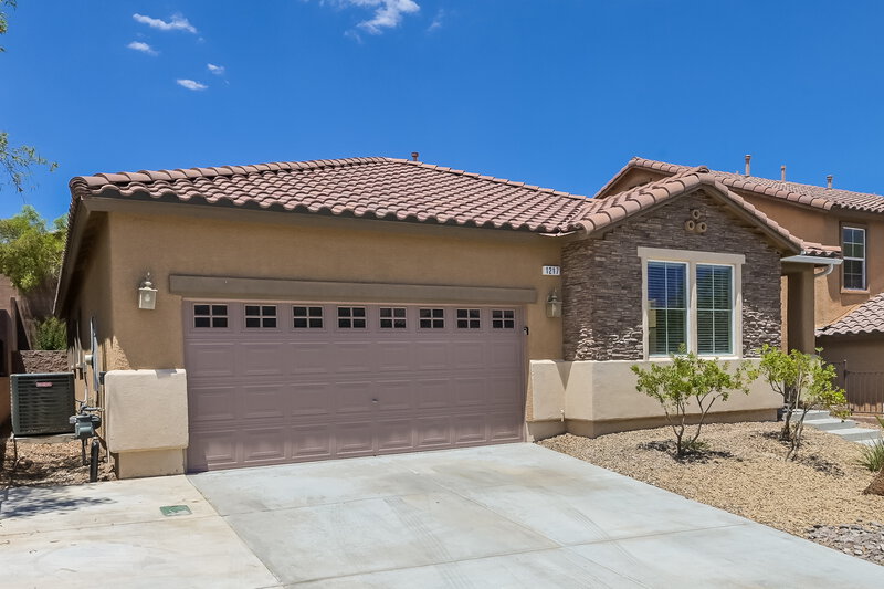 2,220/Mo, 1217 Grove Park St Henderson, NV 89002 Front View