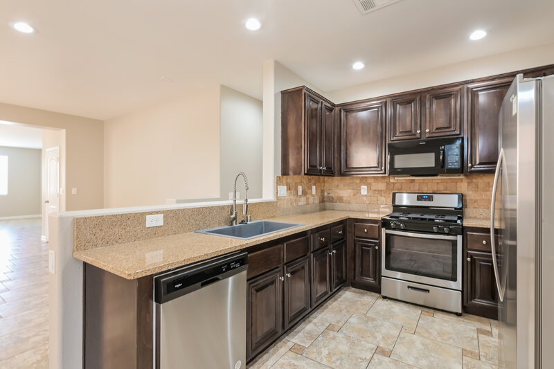 2,220/Mo, 1217 Grove Park St Henderson, NV 89002 Kitchen View 2