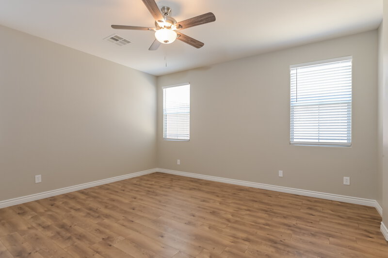 2,220/Mo, 1217 Grove Park St Henderson, NV 89002 Main Bedroom View