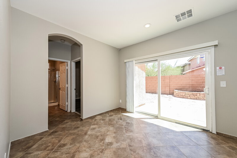 2,350/Mo, 8699 Brilliant Star Dr Las Vegas, NV 89178 Dining Room View