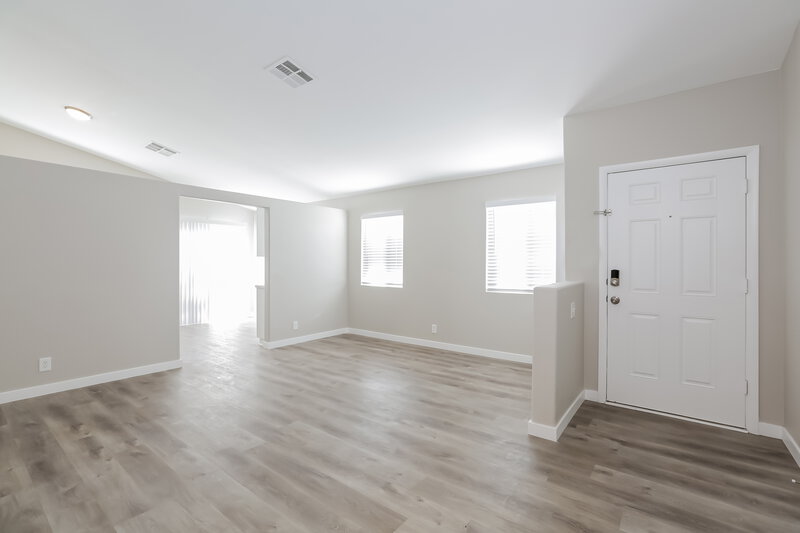 2,015/Mo, 8253 Ten Gallon Ct Las Vegas, NV 89129 Living Room View